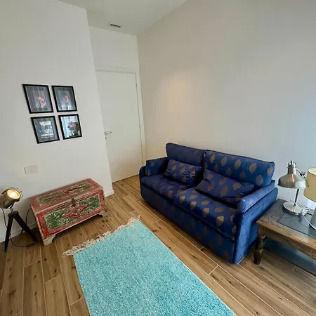 Ricotti Apt, 2 Min From Metro Rome